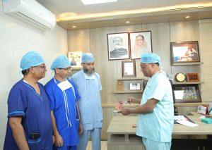 Professor AKM Manzurul Alam,cardiac surgeon train his team